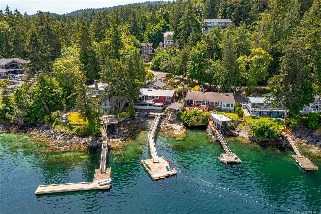 Waterfront homes and private docks on the Saanich Peninsula